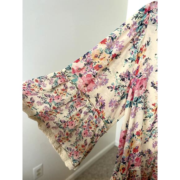 Torrid Tan Ruffle Chiffon Floral Kimono - Size 3(X) (EUC) - Picture 4 of 6